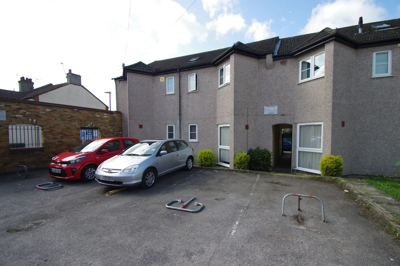 5 Bakery Mews, 102-104 Queens Avenue, Watford, photo 6