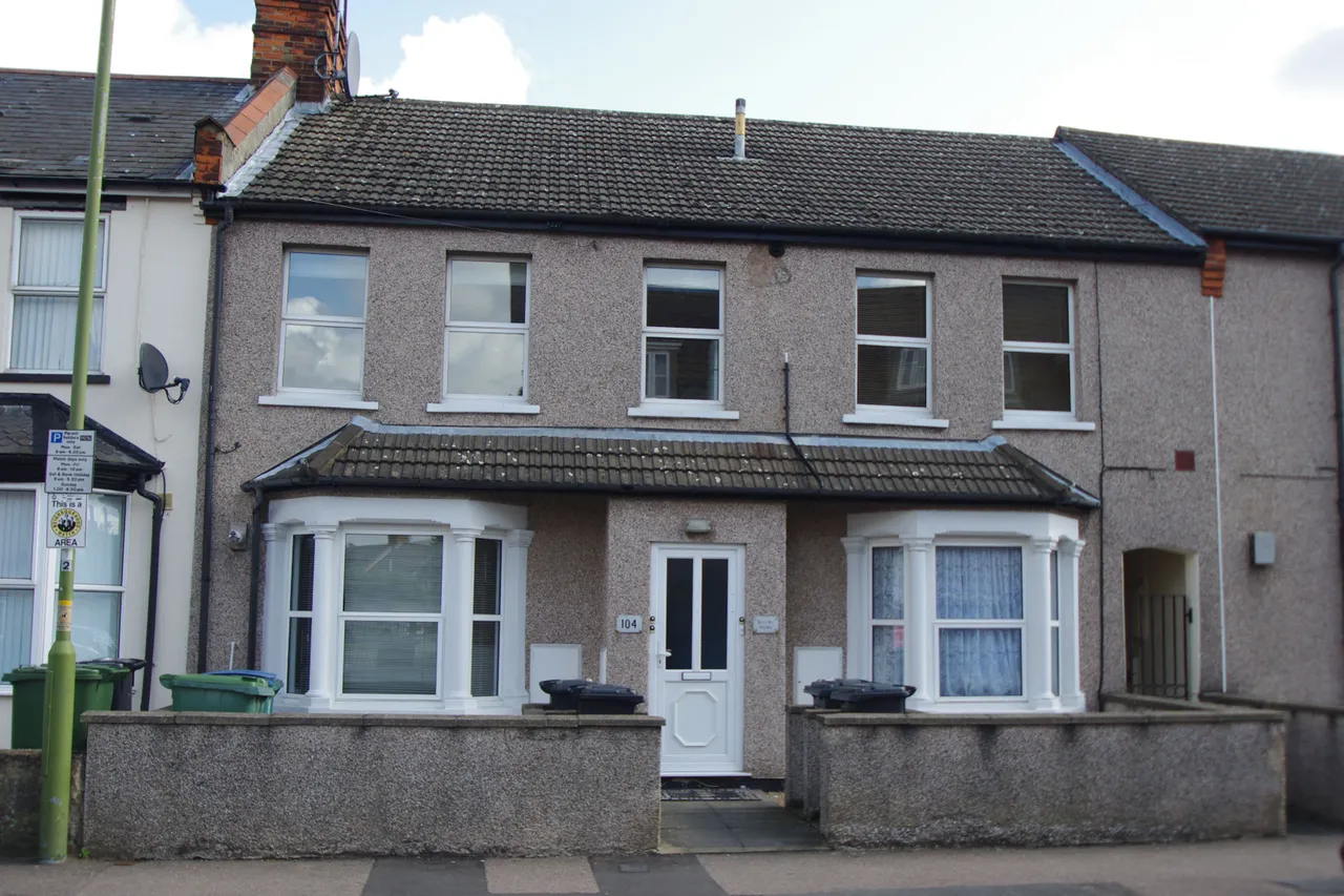1 bed flat to rent — 5 Bakery Mews, 102-104 Queens Avenue, Watford