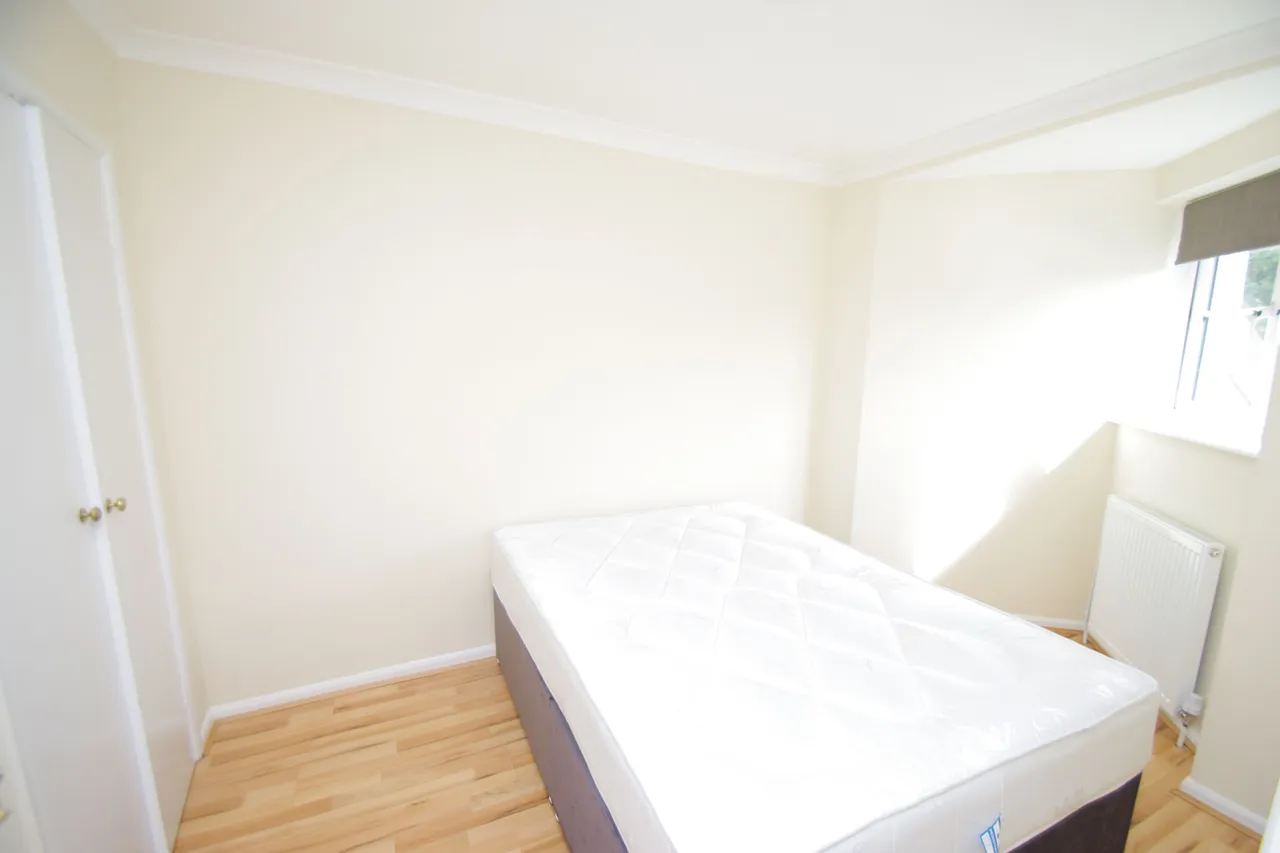 5 Bakery Mews, 102-104 Queens Avenue, Watford, photo 4