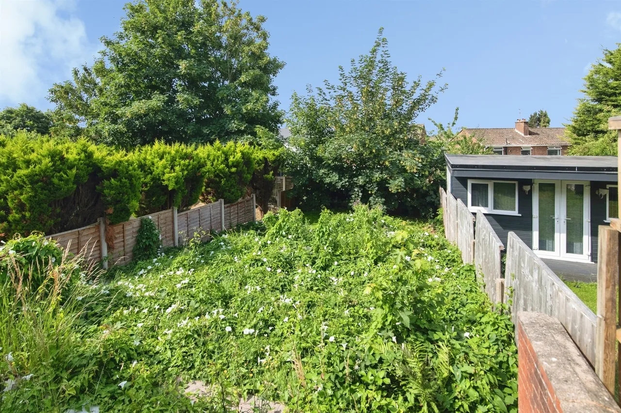 Sledmore Road, Dudley, DY2, photo 19