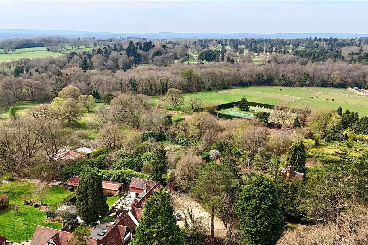 Saunders Lane, Woking, Surrey, GU22, photo 23