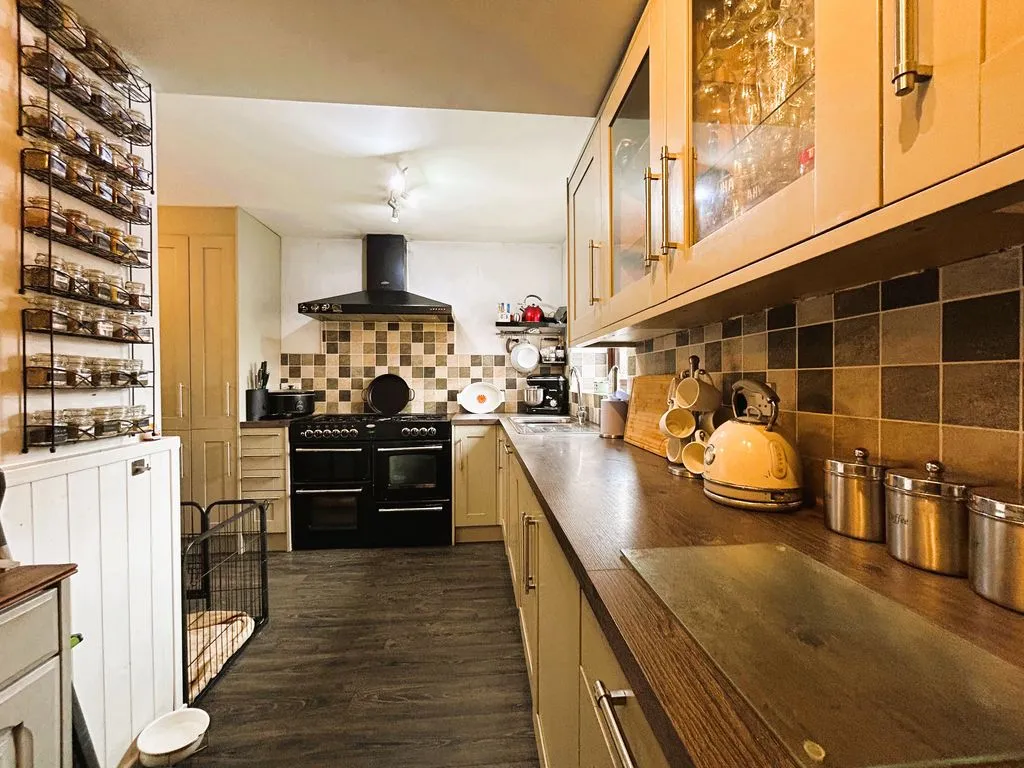 Mayfields Drive, Brownhills, WS8, photo 2