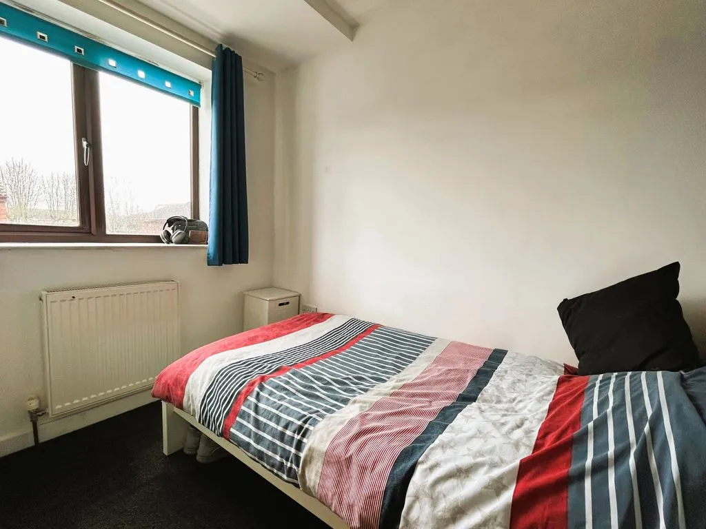Mayfields Drive, Brownhills, WS8, photo 15