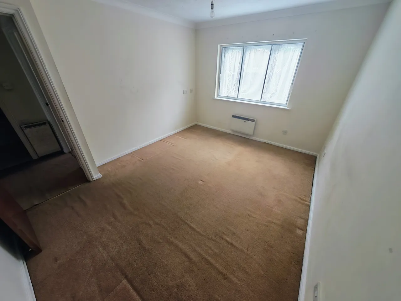 Cherry Gardens, Northolt, UB5, photo 5