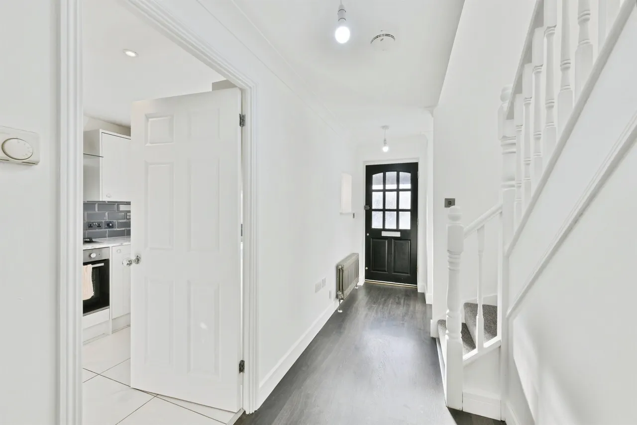 Auber Close, Hoddesdon, photo 3