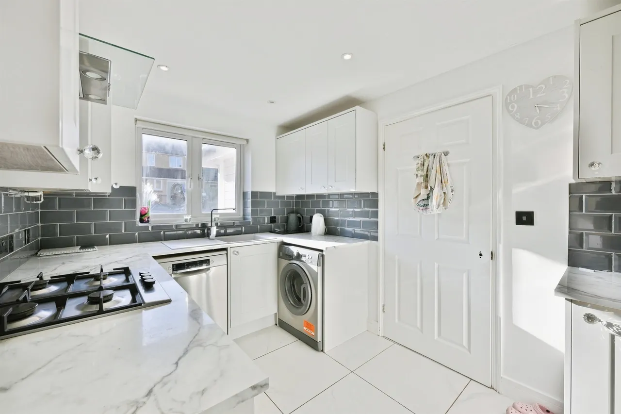 Auber Close, Hoddesdon, photo 10