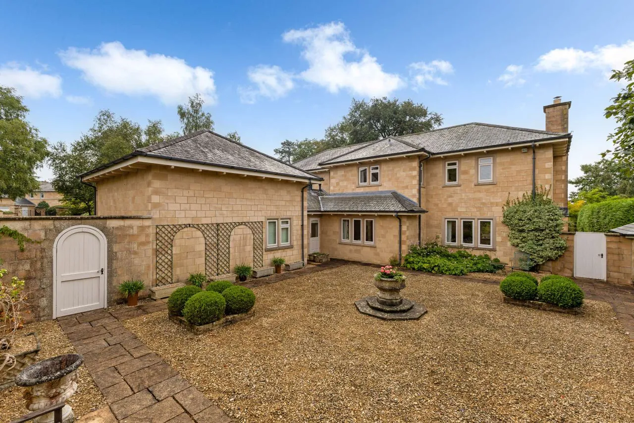 Church Road, Combe Down, Bath, Somerset, BA2 5JL, photo 2