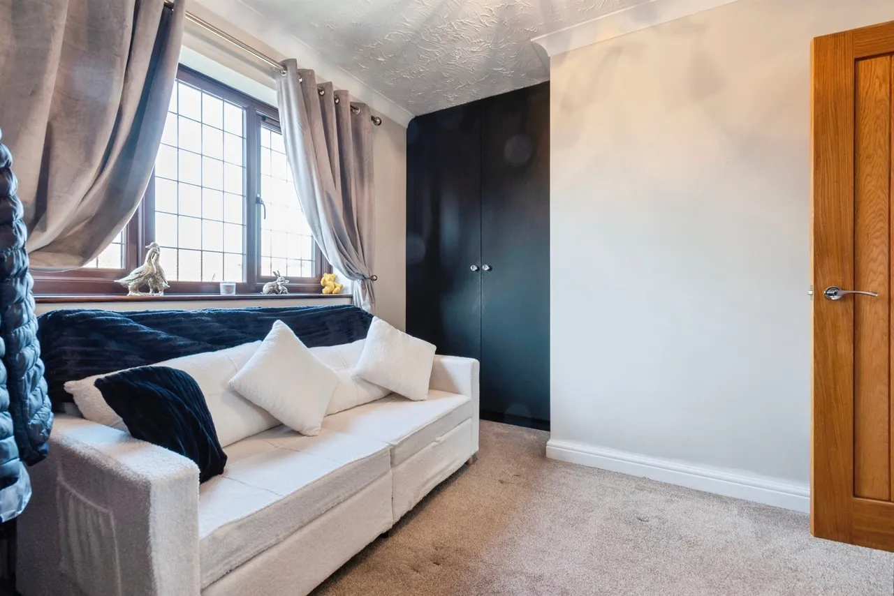 Whimbrel Drive, Bradwell, Great Yarmouth, photo 11