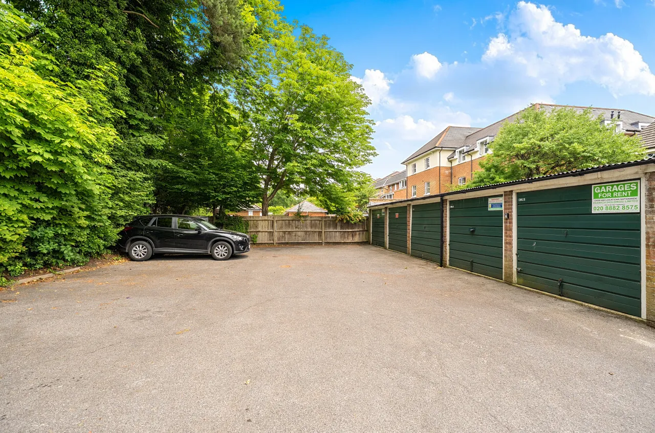 Gordon Court, 110 Gordon Road, Camberley, Surrey, GU15 2JQ, photo 12