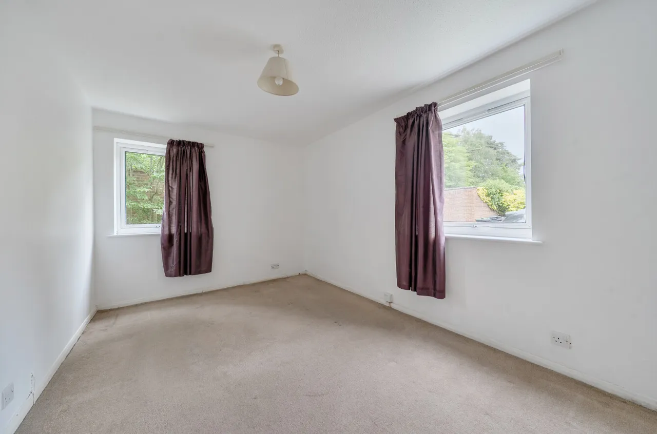 Gordon Court, 110 Gordon Road, Camberley, Surrey, GU15 2JQ, photo 7