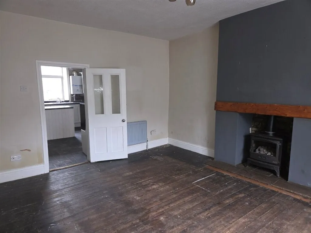 Burnley Road, Colne, BB8, photo 6