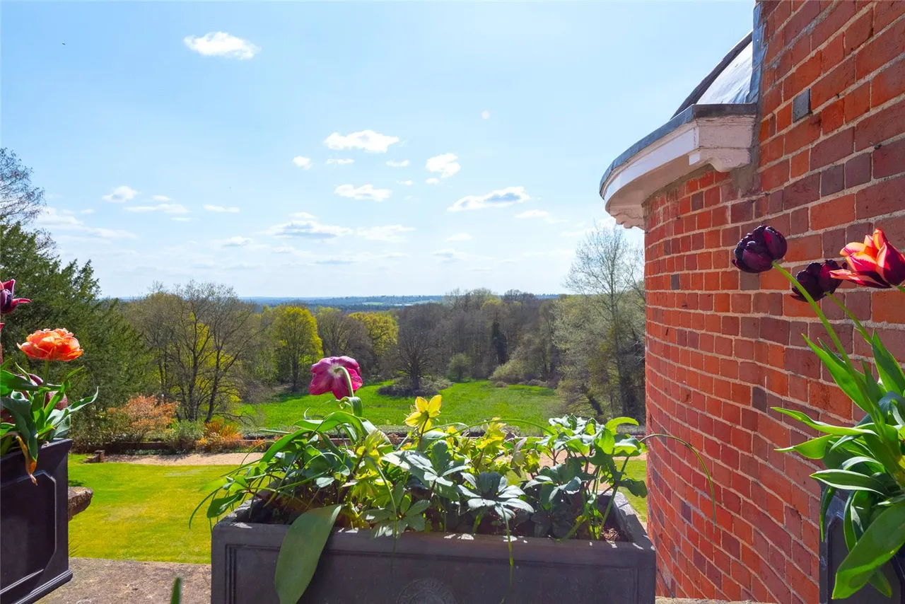 Church Road, Farley Hill, Reading, Berkshire, RG7, photo 6