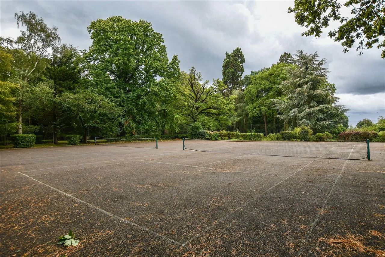Church Road, Farley Hill, Reading, Berkshire, RG7, photo 3