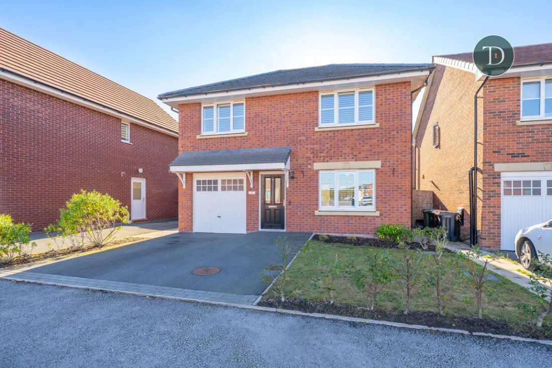 4 bed house for sale — Roften Way, Hooton, CH66 7NH