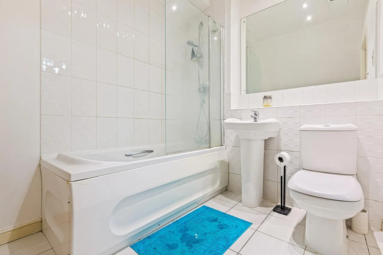 Honeywell Close, Oadby, LE2, photo 16