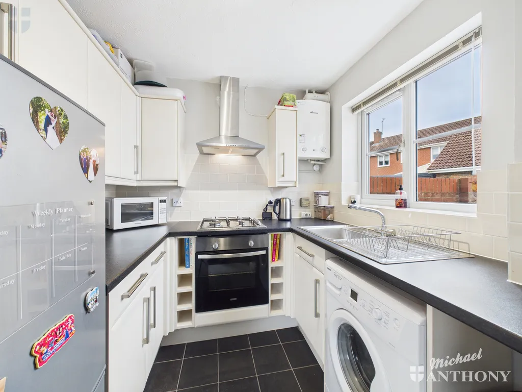 Plough Close, Aylesbury, HP21 9AD, photo 3