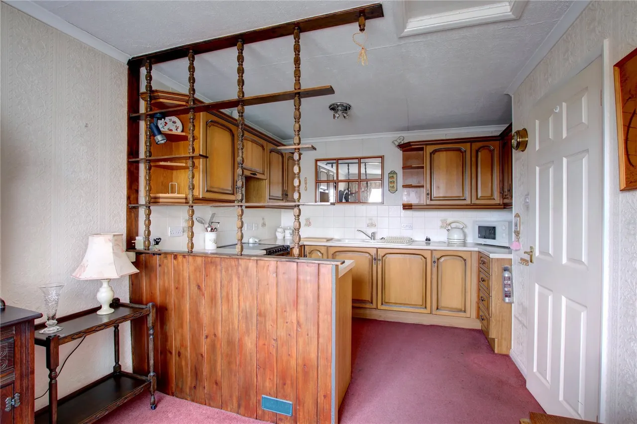 Westfields, Catshill, Bromsgrove, Worcestershire, B61 9HJ, photo 12
