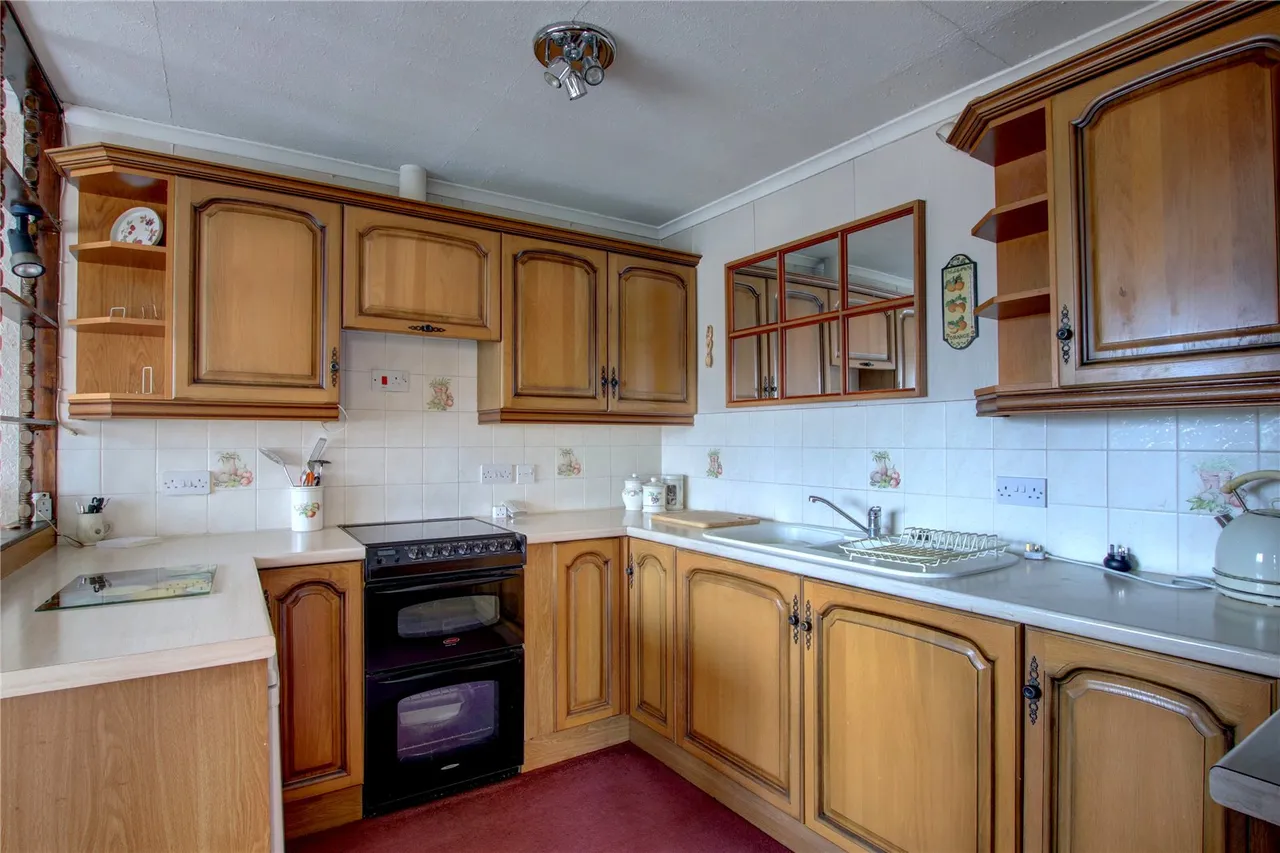 Westfields, Catshill, Bromsgrove, Worcestershire, B61 9HJ, photo 10