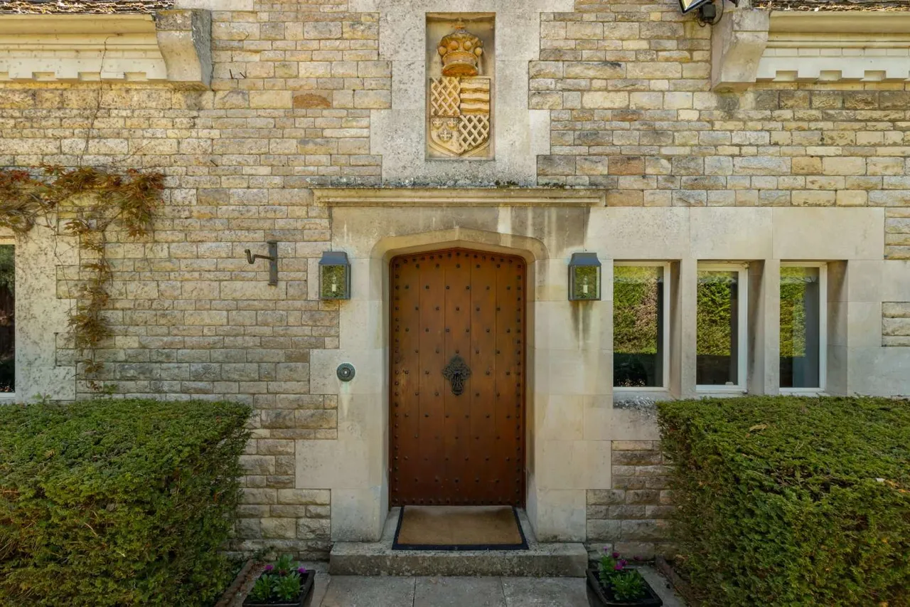 Main Street, Empingham, Oakham, Rutland, LE15 8PR, photo 8