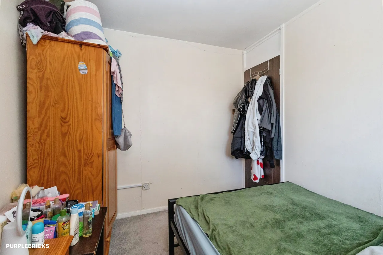 Lingdale Walk, Manchester, M40, photo 21