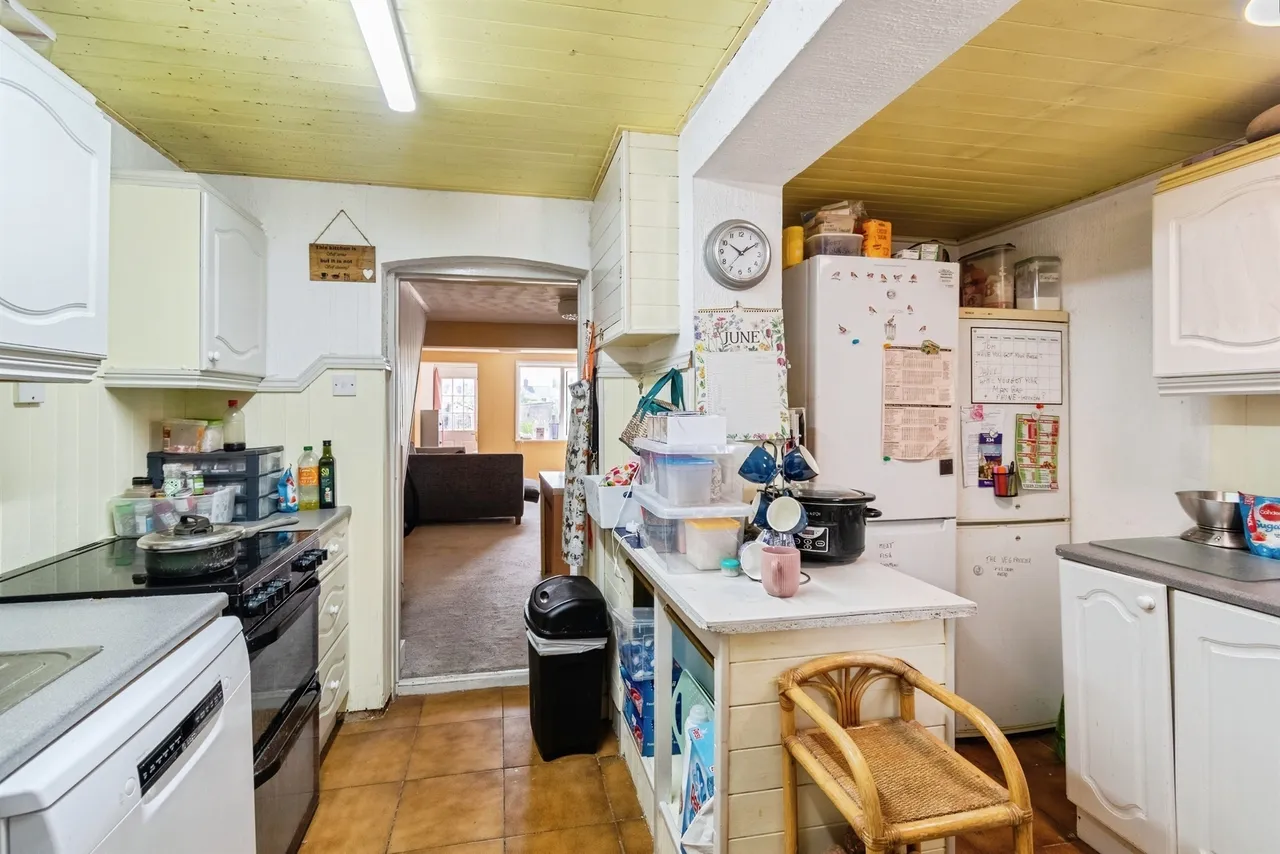 Surrey Place, TROWBRIDGE, photo 12