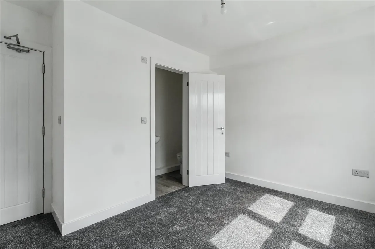 City Road, FF Front Bedroom, NG9, photo 5