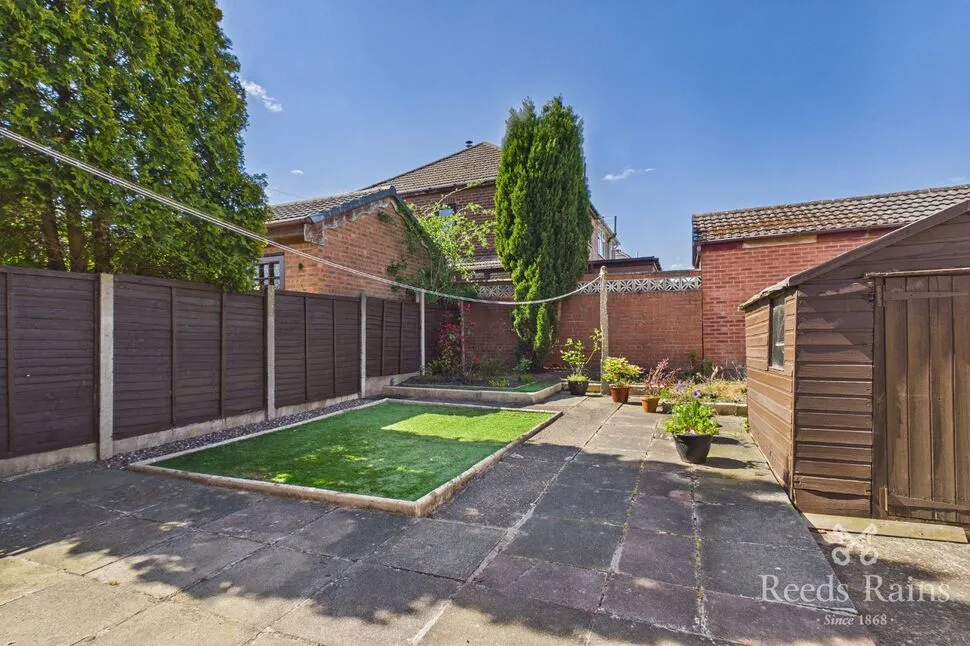 Legh Road, Haydock, WA11, photo 4
