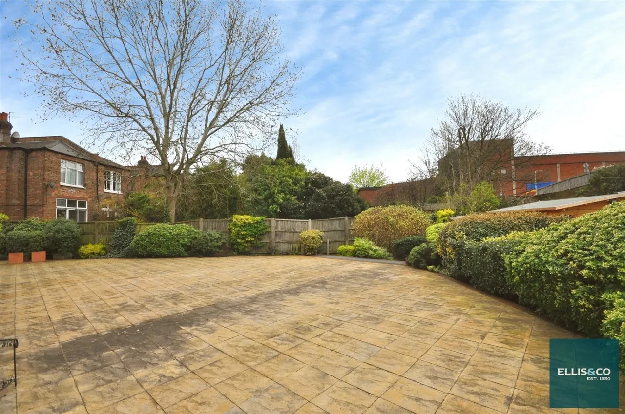 The Grove, London, N3, photo 11