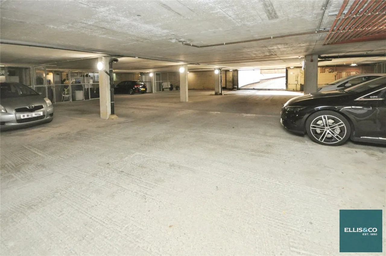 The Grove, London, N3, photo 9