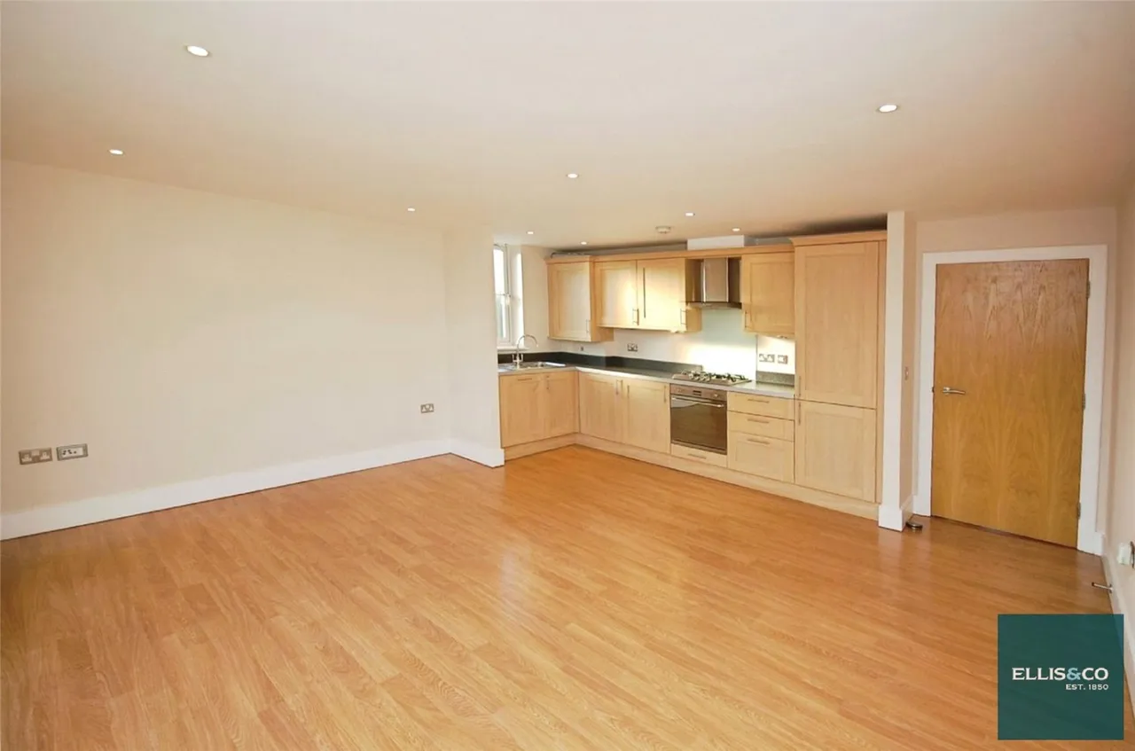 The Grove, London, N3, photo 8