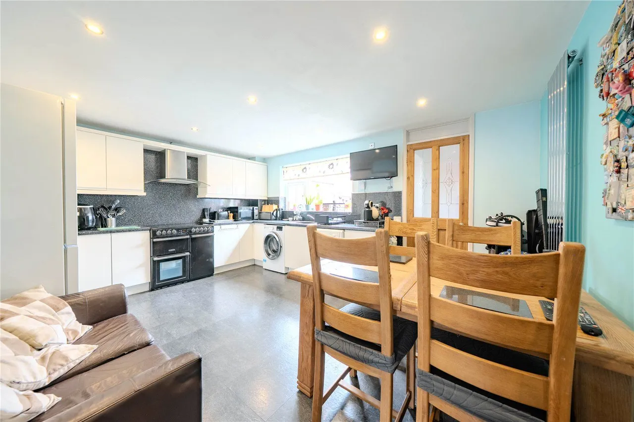 Coal Hill Green, Leeds, LS13, photo 9