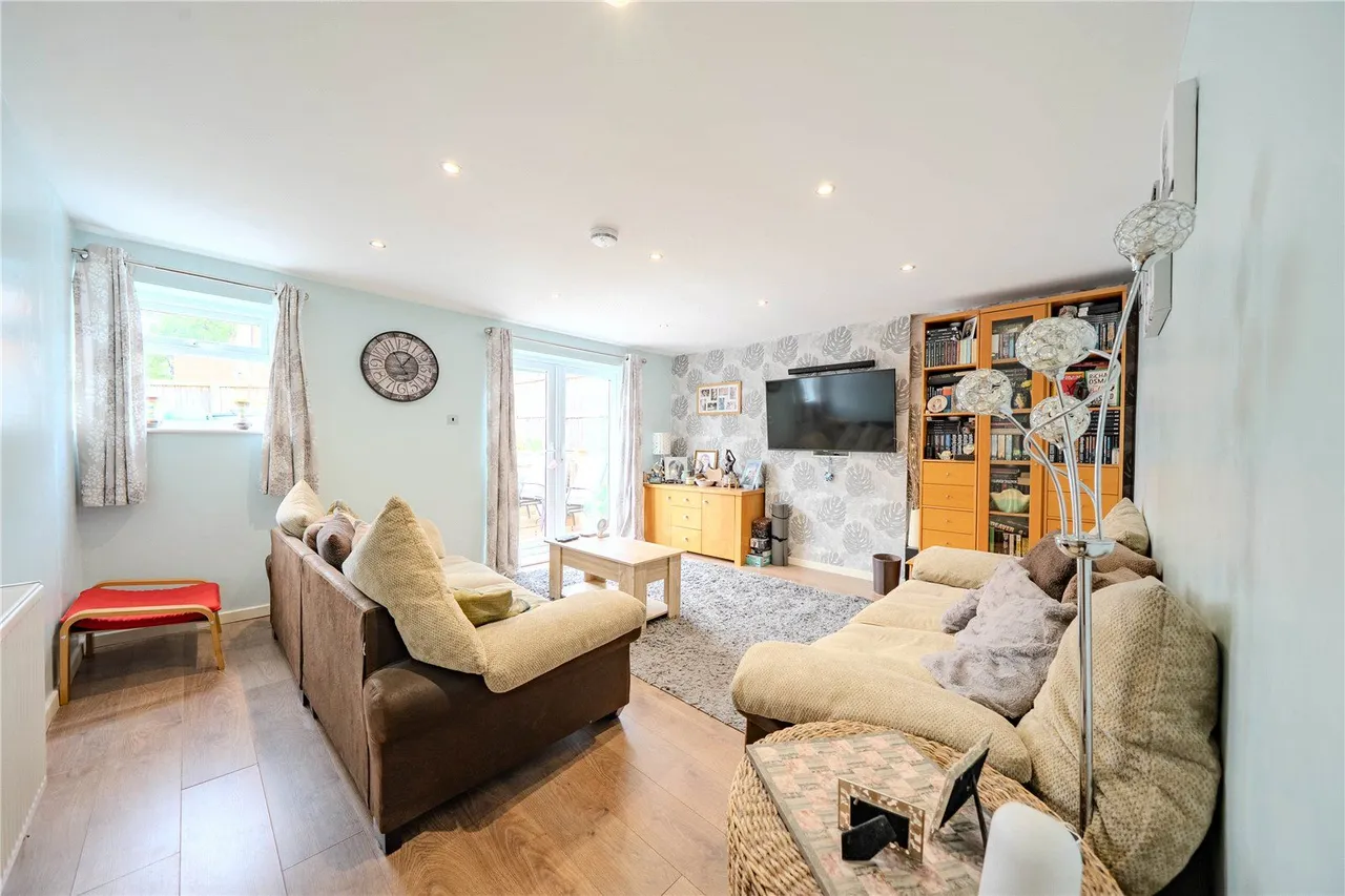 Coal Hill Green, Leeds, LS13, photo 2