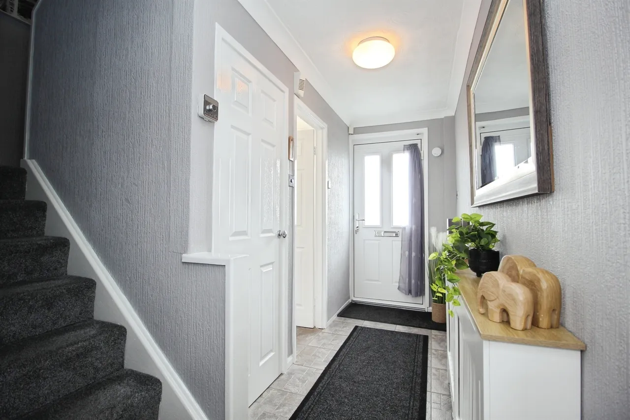 Stanks Drive, LEEDS, photo 7