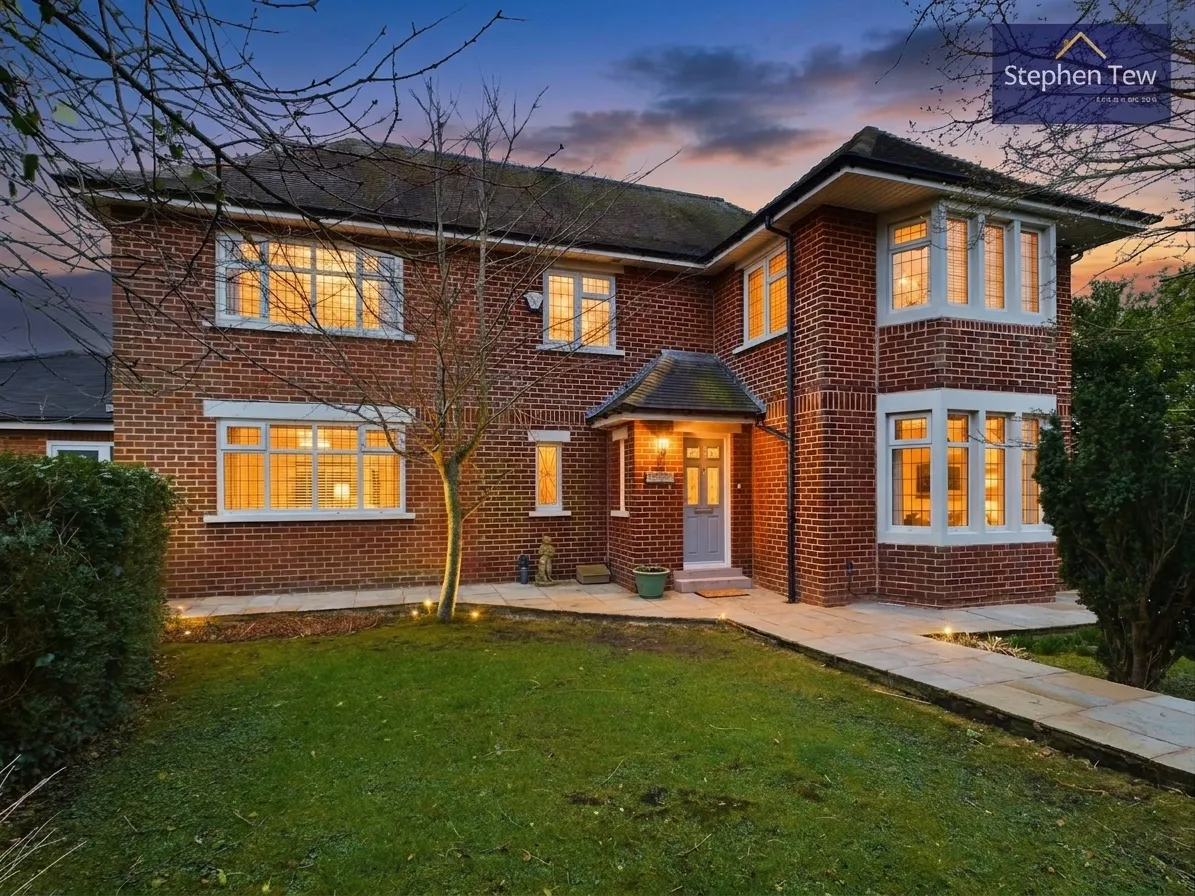 6 bed house for sale, Broadlands Jubilee Lane, Blackpool, FY4