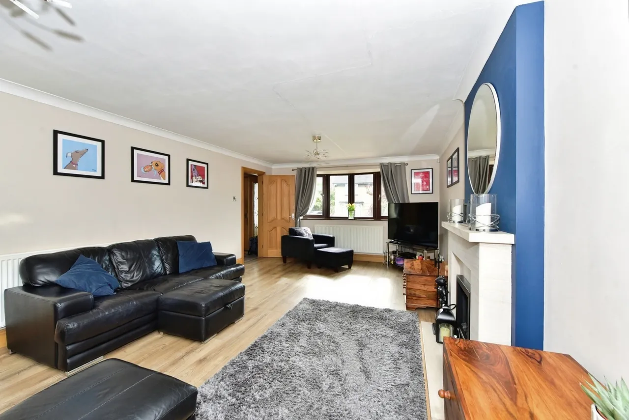 High Street, Killamarsh, Sheffield, Derbyshire, S21, photo 4
