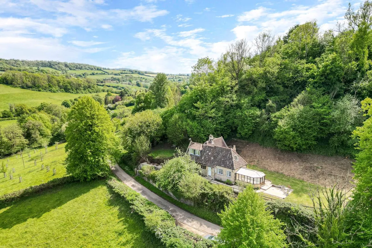 3 bed house for sale — St. Catherine, Bath, Somerset, BA1 8HA