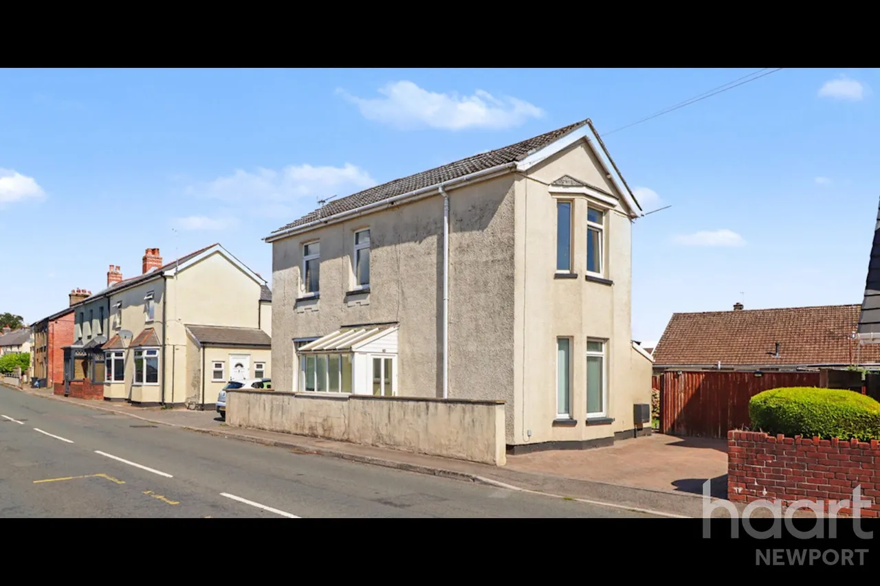 3 bed house for sale, High Cross Road, Newport, NP10
