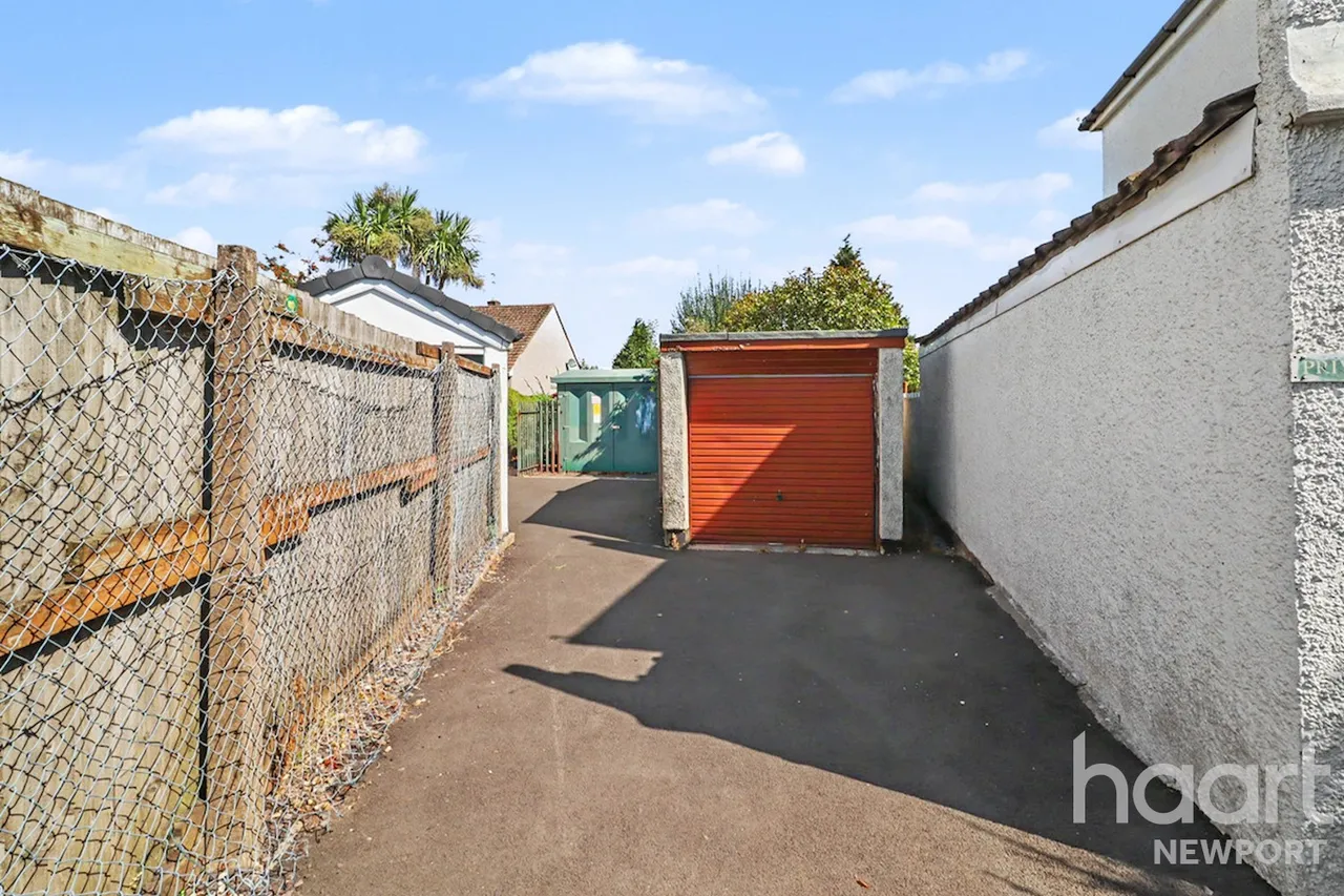 High Cross Road, Newport, NP10, photo 18