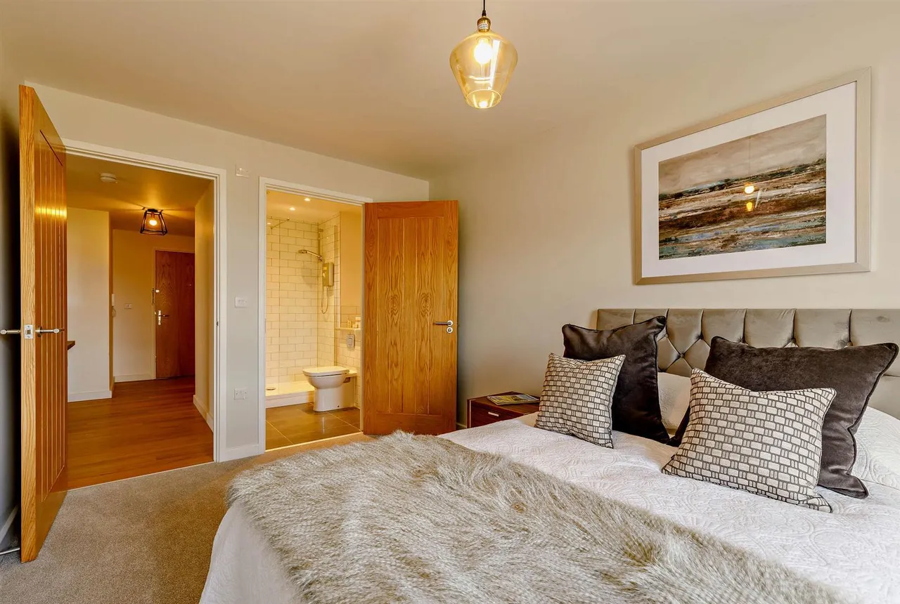 Spa Villas, Matlock Spa, Matlock, Derbyshire, DE4 3ST, photo 3