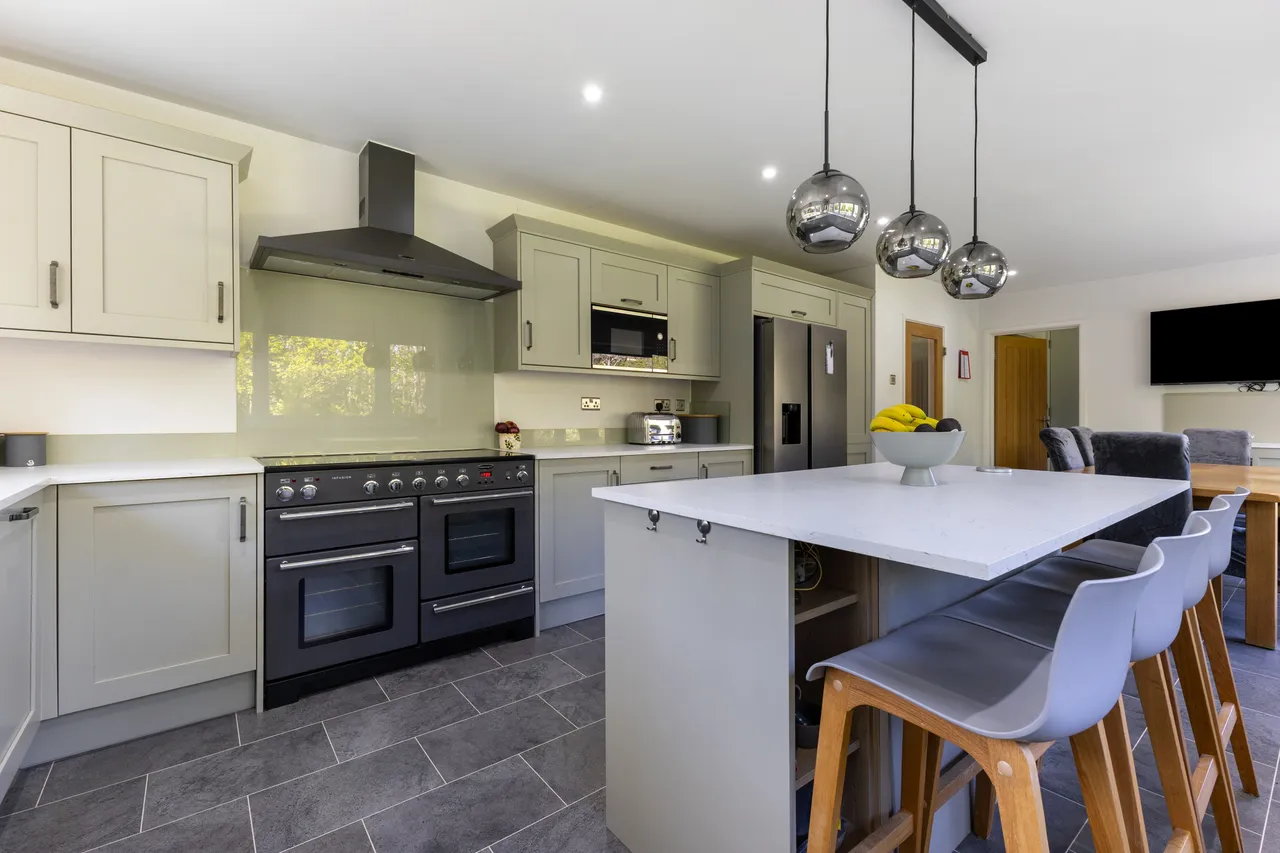 Cuttinglye Road, Crawley, RH10, photo 4