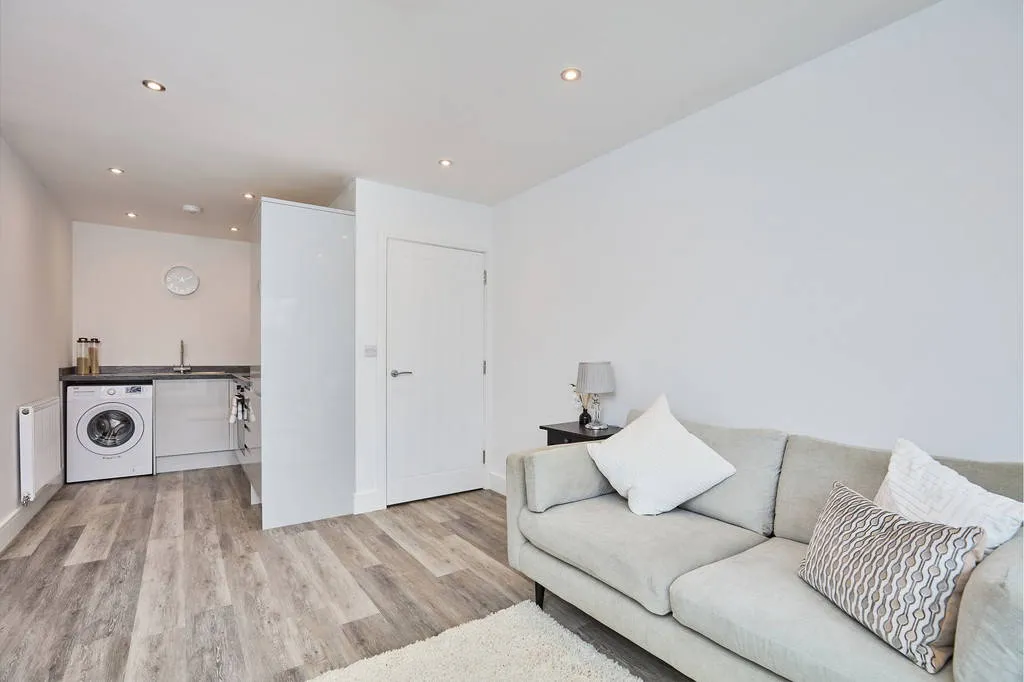 Hillmorton Road, Hillmorton, Rugby, CV22 5EZ, photo 6
