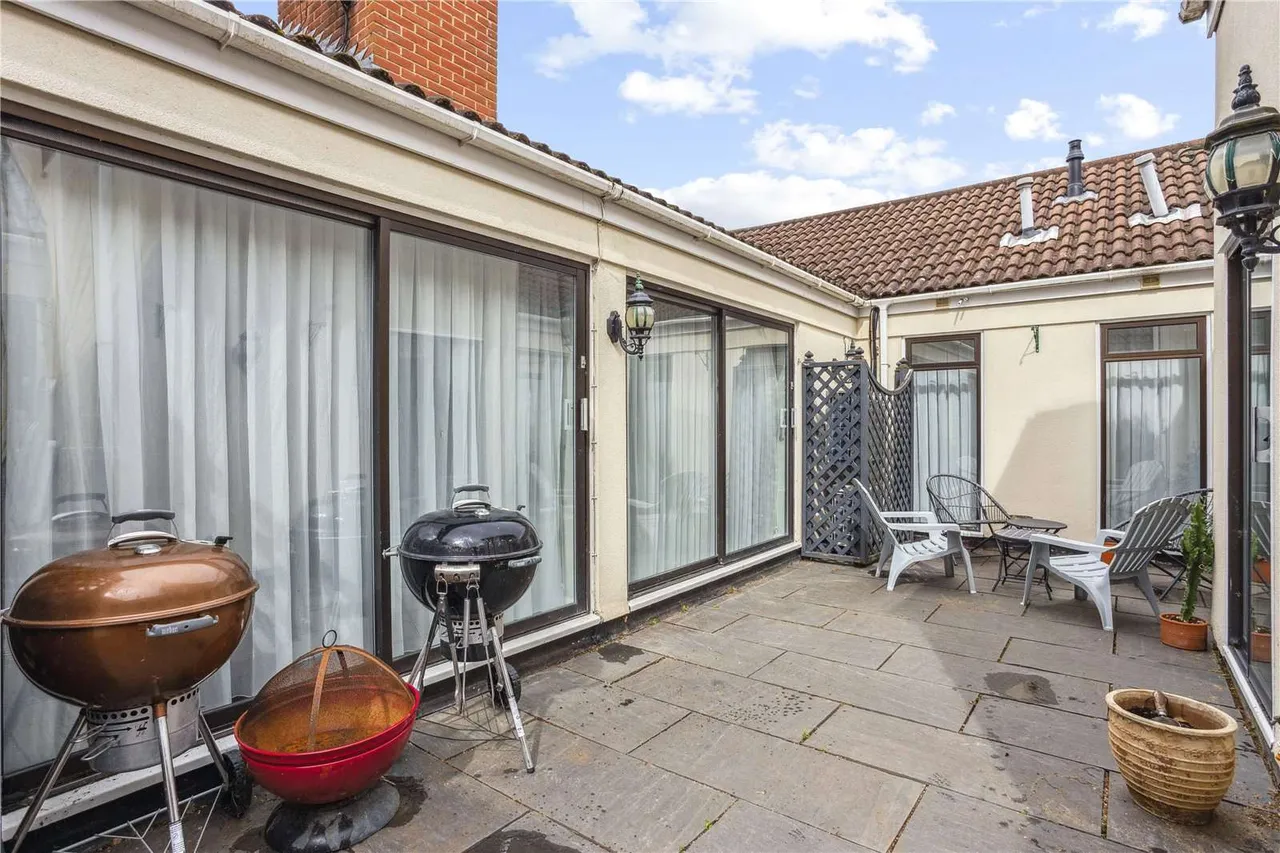 Hillside Park, Sunningdale, Ascot, Berkshire, SL5 9RP, photo 9