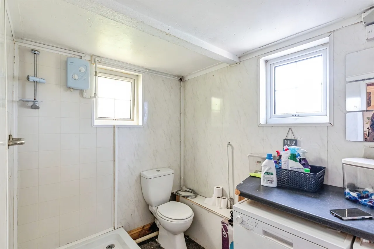 Addington Road, Wellingborough, NN9, photo 11