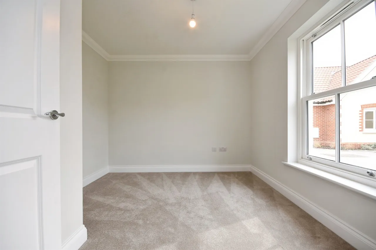 Weavers Way, Clare, Sudbury, photo 10