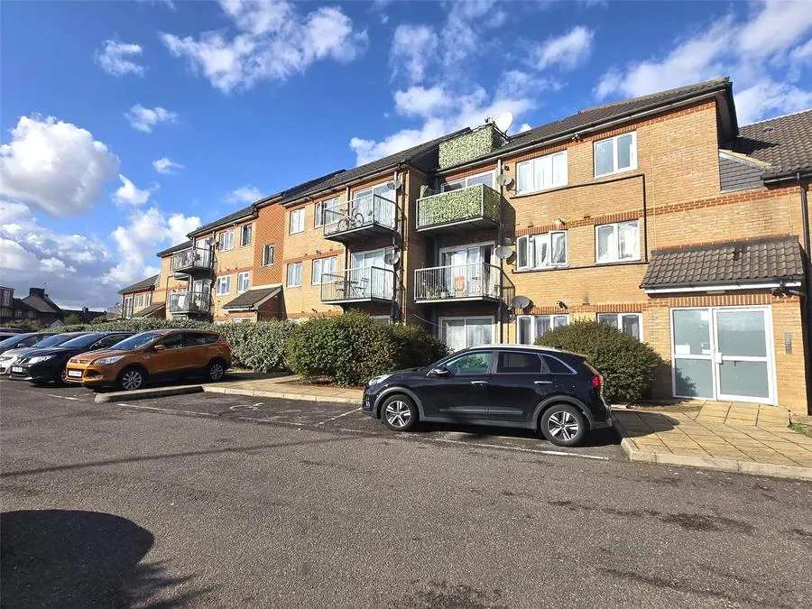 Castle Road, Dagenham, RM9, photo 10