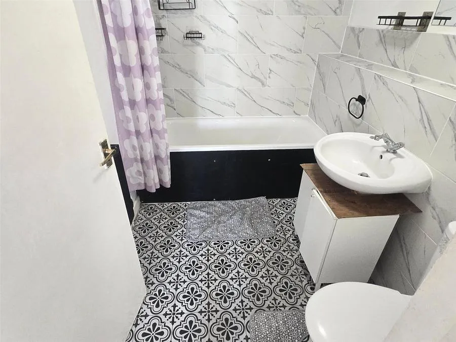 Castle Road, Dagenham, RM9, photo 7