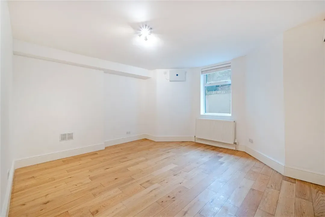 St. Cuthberts Road, Kilburn, London, NW2, photo 13