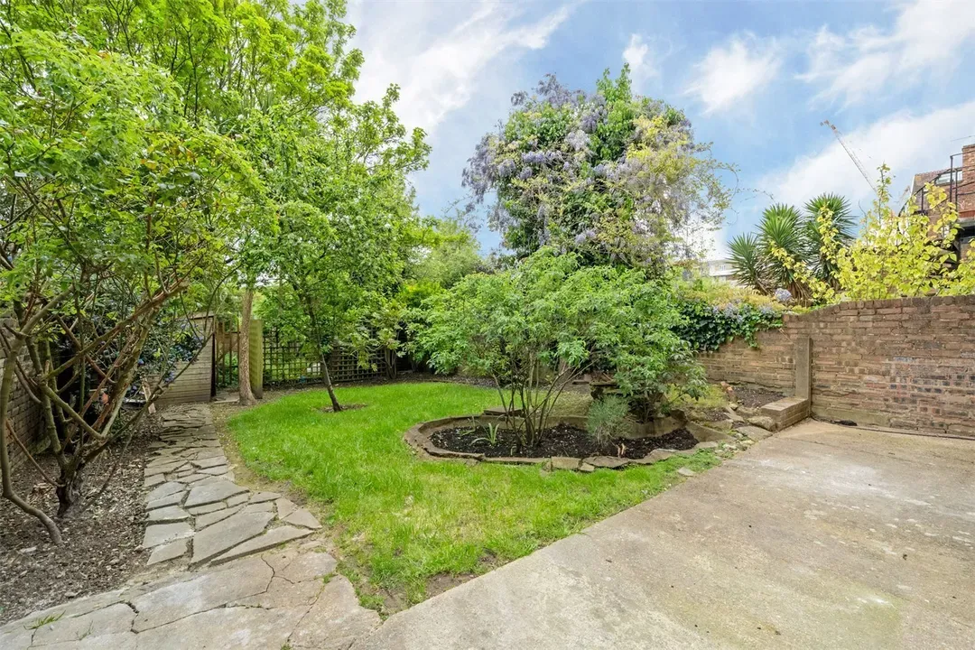 St. Cuthberts Road, Kilburn, London, NW2, photo 14