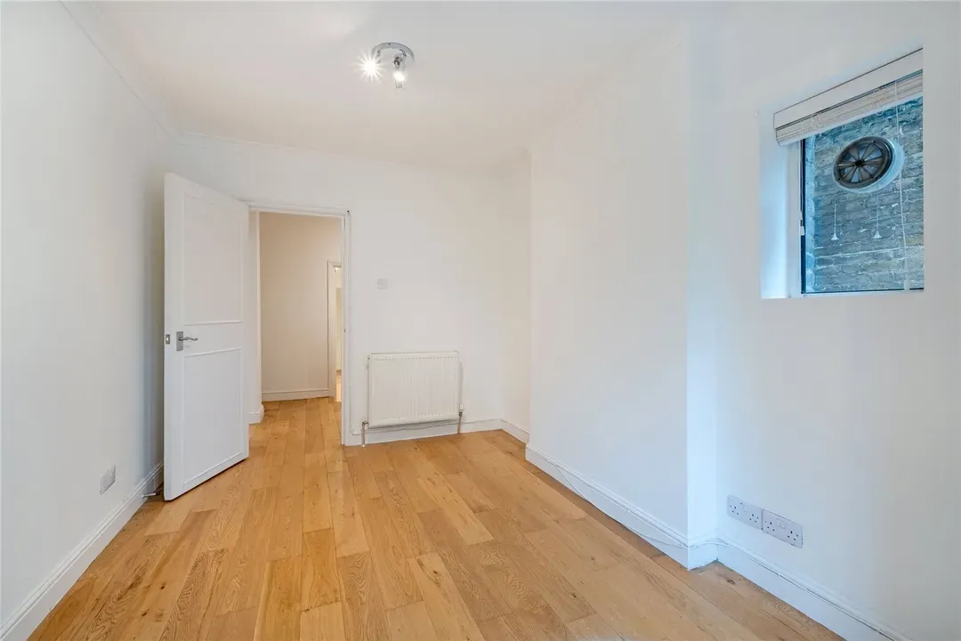 St. Cuthberts Road, Kilburn, London, NW2, photo 21