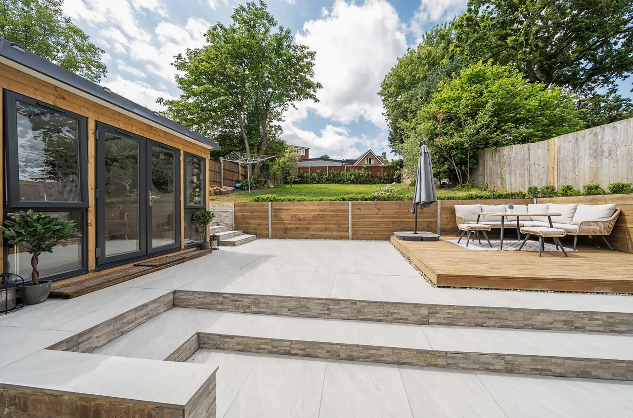 Copse Avenue, Farnham, Surrey, GU9 9ED, photo 4